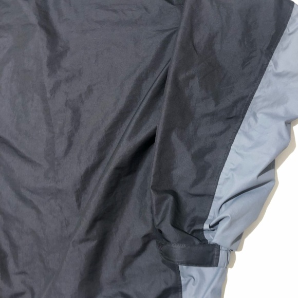 Coleman Windbreaker Mens size Large Dark and Light Grey Color - Picture 7 of 9